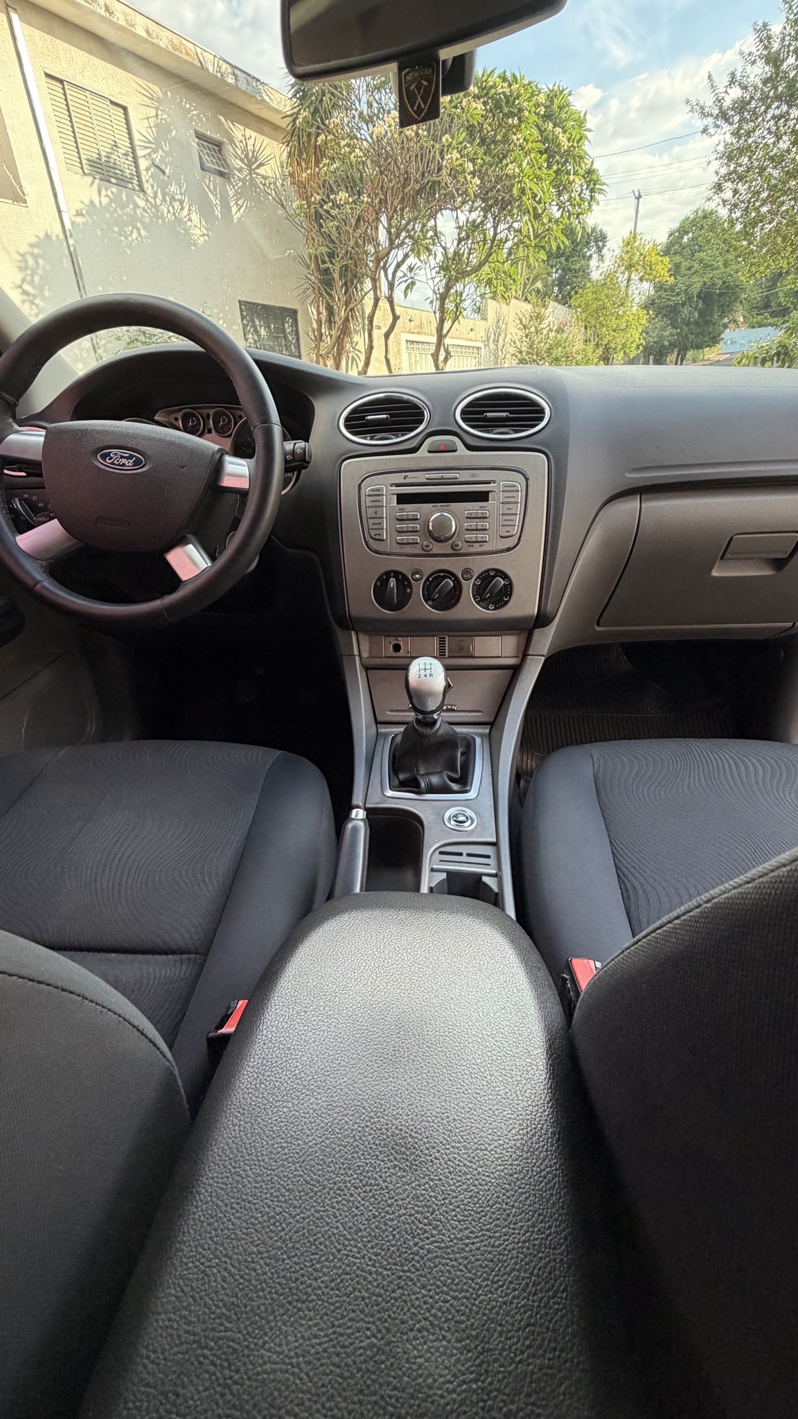 Ford Focus Sedan