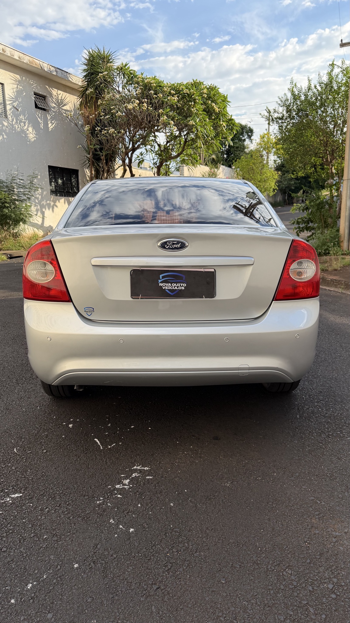 Ford Focus Sedan