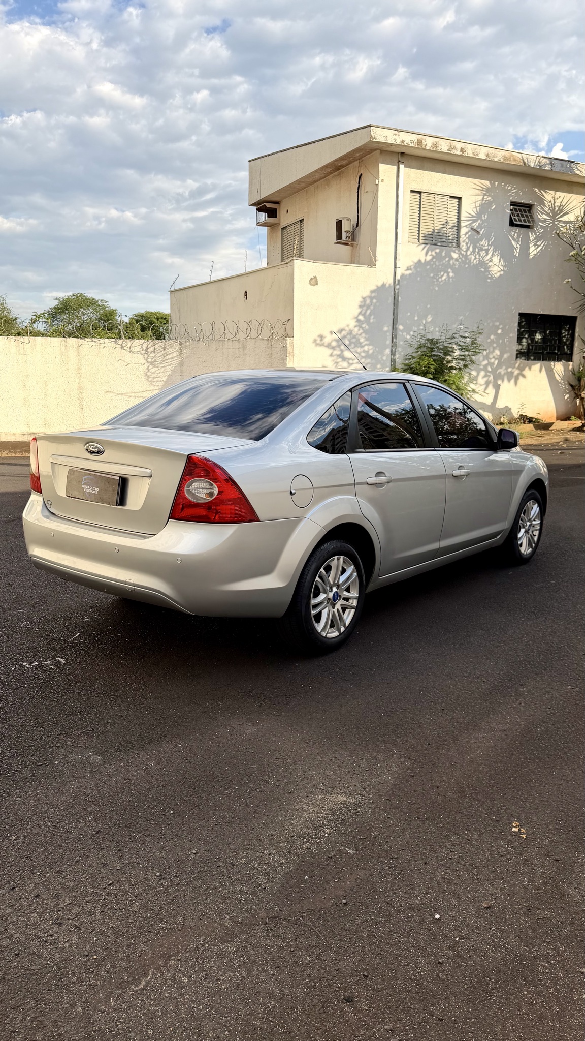 Ford Focus Sedan